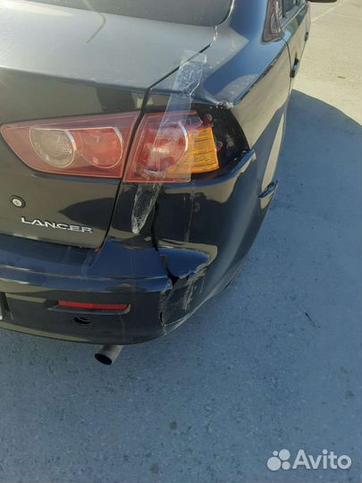Задний бампер на mitsubishi lancer 10