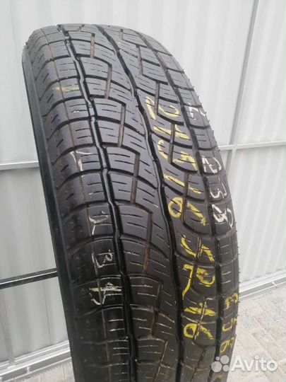 Bridgestone Dueler H/T D687 215/65 R16 98V