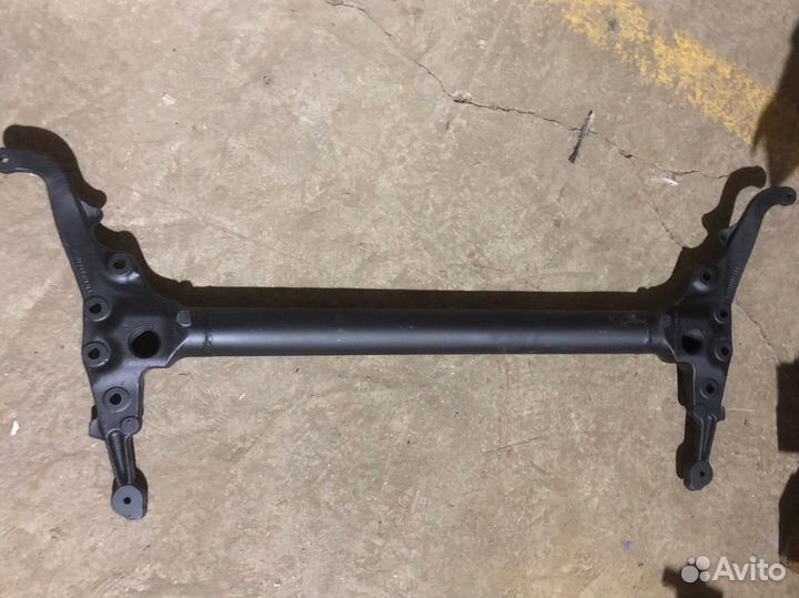 Траверса передняя MAN 81412805588