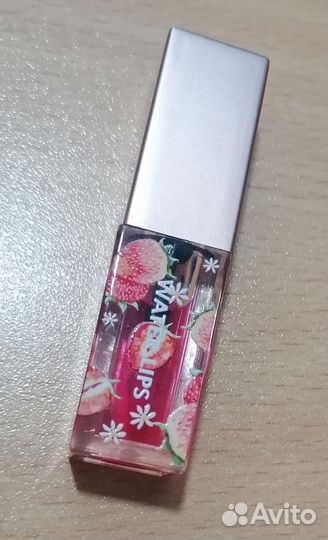 Помады для губ, блески, карандаш для губ