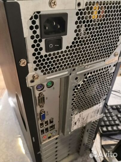 Системный блок qwer Е2200 21 2002