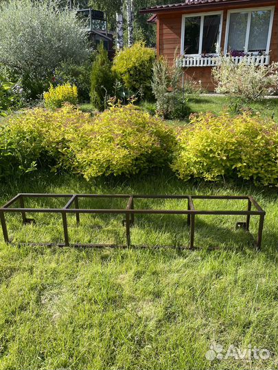 Ящик металлический под цветы