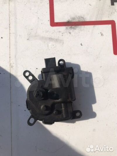 Моторчик заслонки отопителя Ford Focus 2