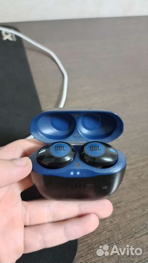 Беспроводные наушники jbl бу