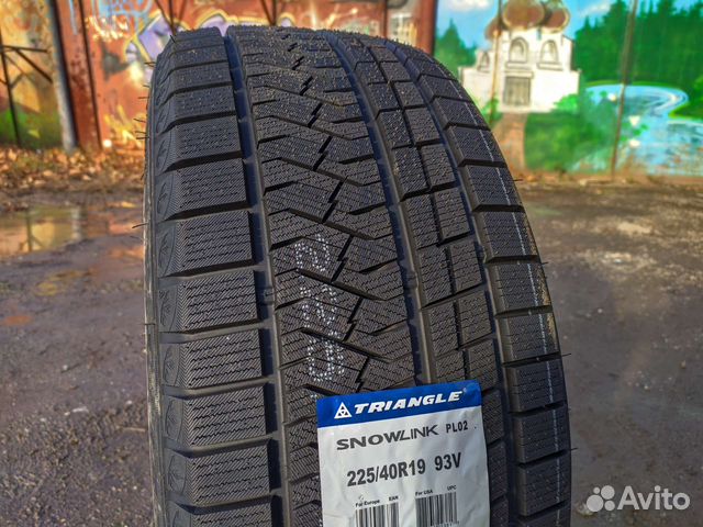 Triangle PL02 225/40 R19 92V