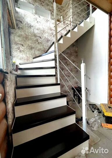 Лестница на монокосоуре