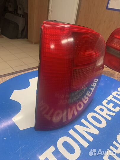 Фонарь левый Audi A4 B5 универсал