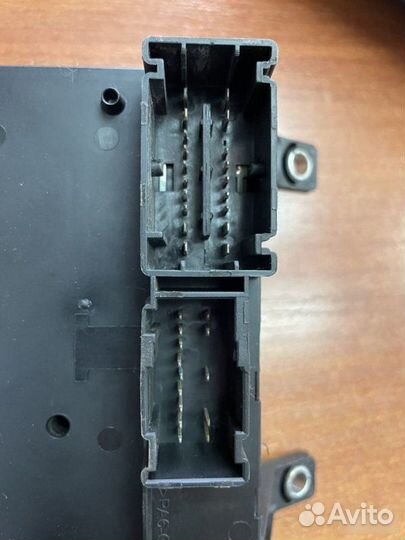 Блок предохранителей салонный Fiat Albea