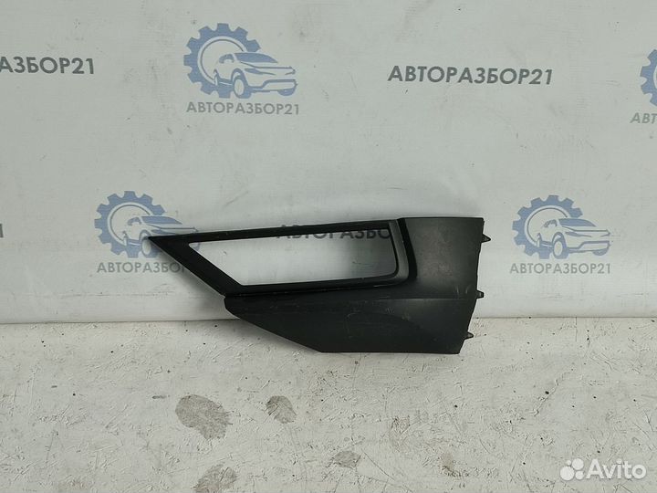 Накладка птф передняя левая Volkswagen Tiguan 2