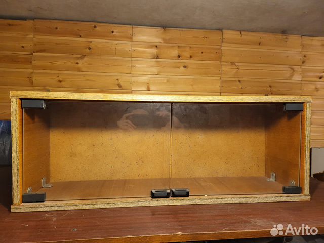 Полка настенная навесная