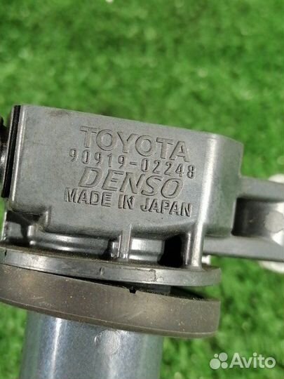 Катушка зажигания Toyota Isis ANM10 1azfse 2005