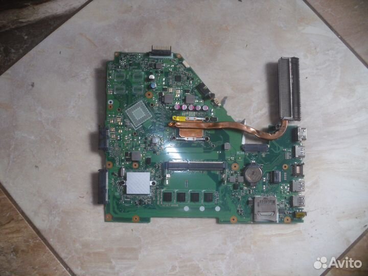 Материнская плата asus X550