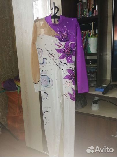 Костюм для художественной гимнастики