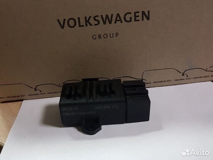 Блок подогрева сидений skoda Octavia a7 1.2 cjz