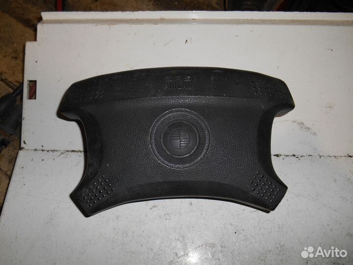 Подушка безопасности в руль 3211617586 BMW E34