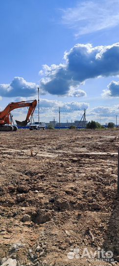 Машинист колёсного экскаватора