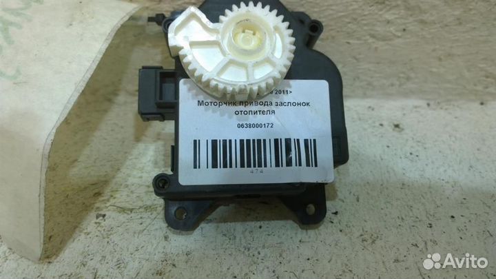 Моторчик привода заслонок отопителя Toyota Camry