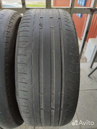 Bridgestone Turanza T001 215/55 R17