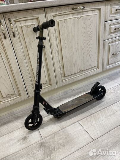 Самокат детский двухколесный. Для 4-10 лет