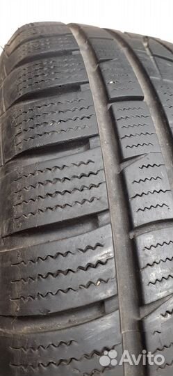 Hankook Winter I'Cept Evo 215/70 R16