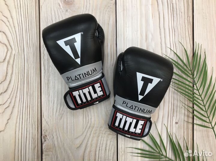 Боксерские перчатки Title Platinum