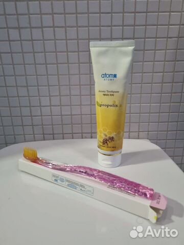 Корейская лечебная зубная паста 200 мл. и щетка