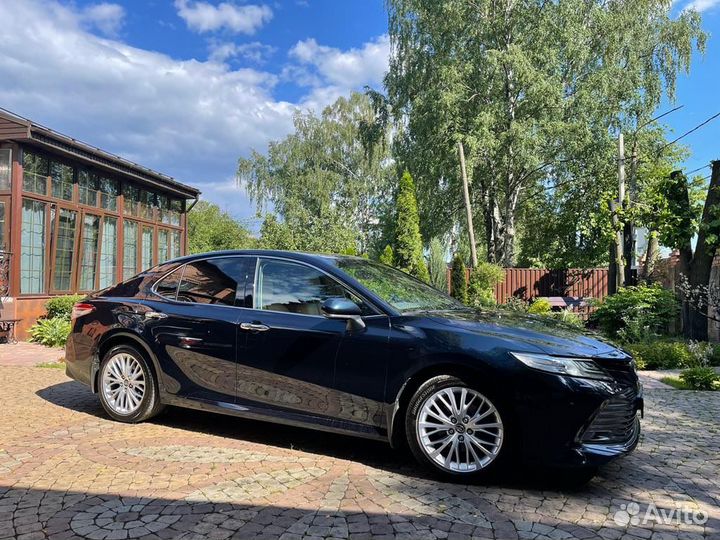 Toyota Camry 2.5 AT, 2019, 40 000 км