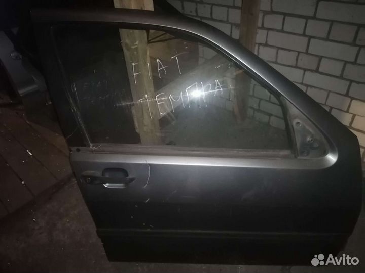 Дверь передняя правая Fiat tempra