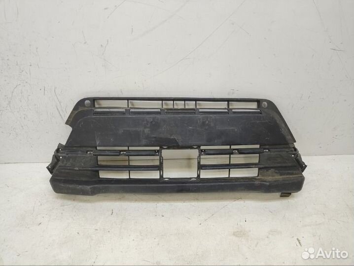 Решетка бампера Suzuki Vitara 2018