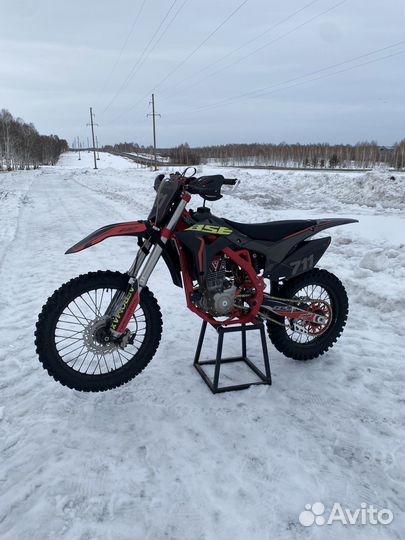 Мотоцикл BSE Z11 2.0
