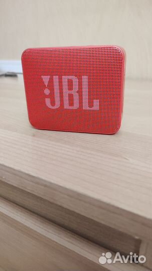 Колонка jbl go essential