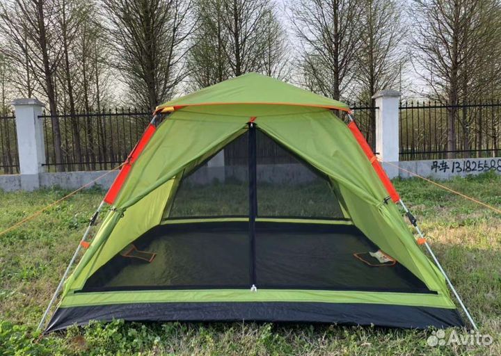 Автоматическая палатка трехместная