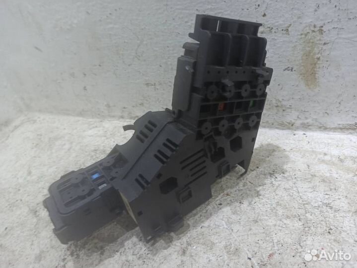 Блок предохранителей