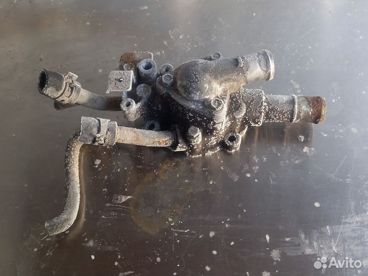 Корпус термостата на мотор qg16