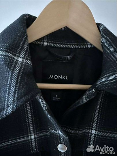 Пальто рубашка Monki в клетку