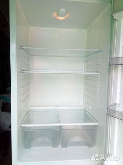 Двухкамерный холодильник