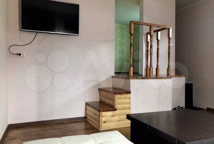 2-к. квартира, 65 м², 2/2 эт.