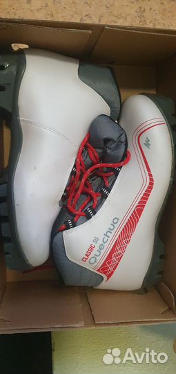 Лыжные ботинки