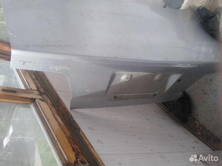 Крышка багажника тойота карина ат212