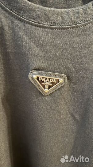 Футболка prada черная, белая