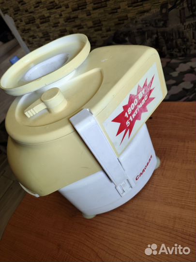 Соковыжималка шнековая