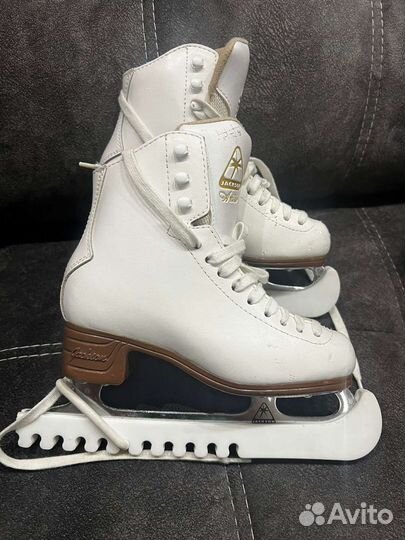 Коньки для фигурного катания Jackson artist