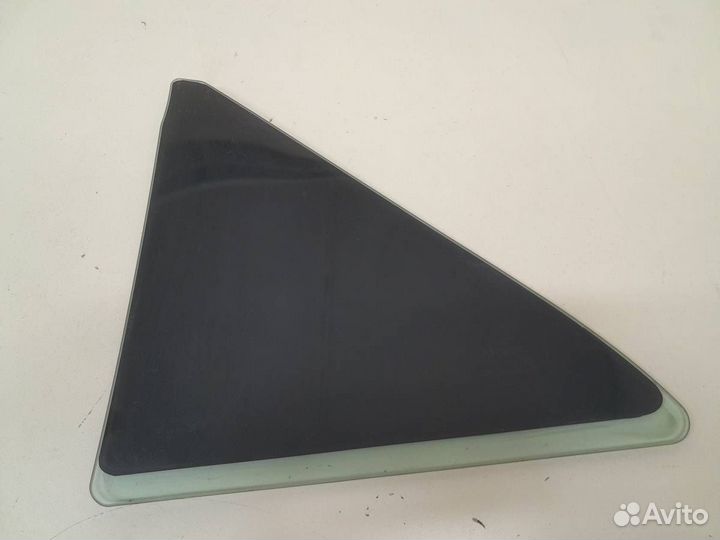 Стекло двери задней правой форточка Toyota Camry V