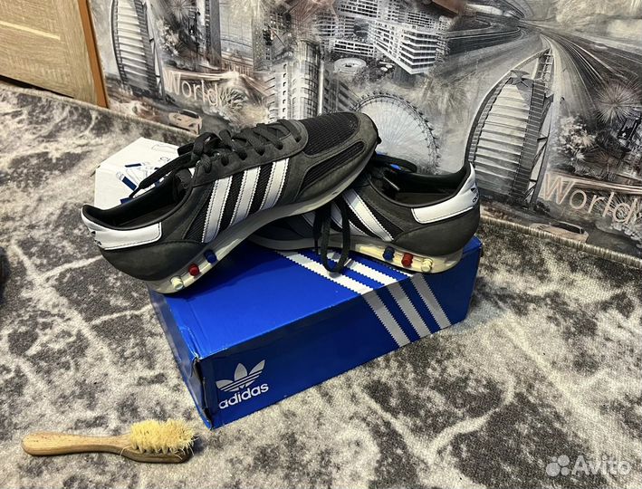 Adidas la trainer 40