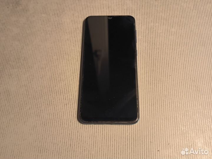 Samsung Galaxy A50, 4/64 ГБ