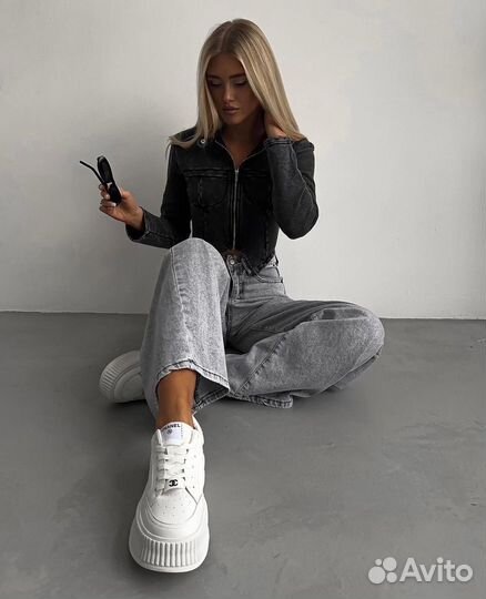 Джинсы трубы