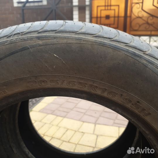 Kumho Solus SA01 Plus 205/65 R16