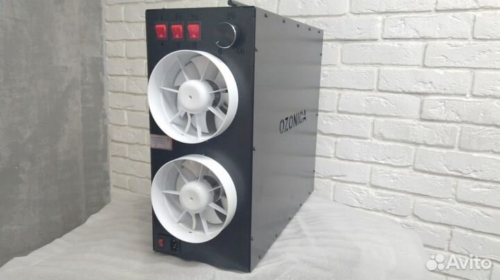 Промышленный озонатор воздуха Ozonica 60 гр/час
