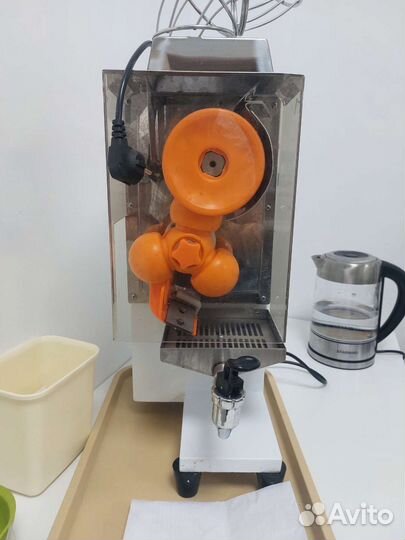 Соковыжималка для цитрусовых электронная