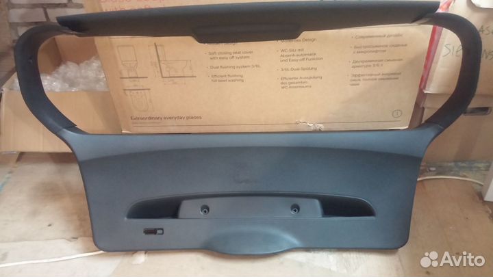 BMW E81 E87 2004-2011 год обшивка крышки багажника